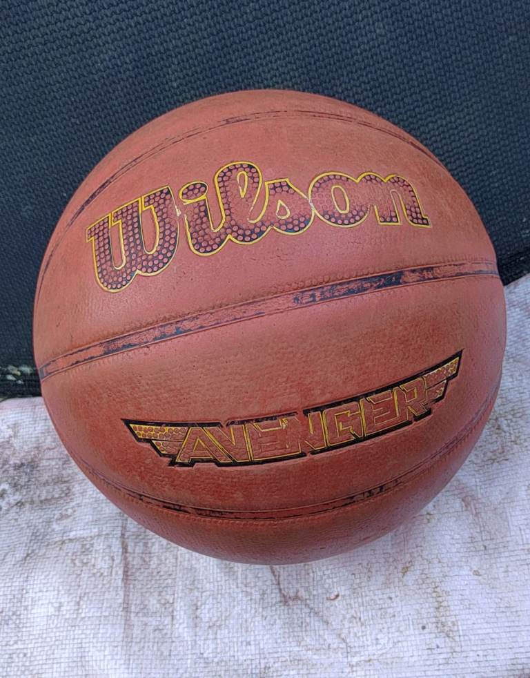 WILSON BASKETBALL 