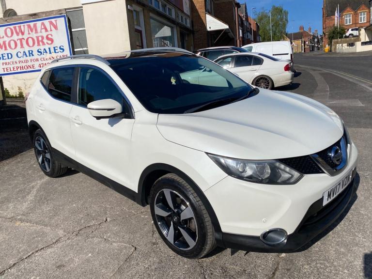 2017 Nissan Qashqai 1.2 DiG-T N-Connecta 5dr HATCHBACK Petrol Manual