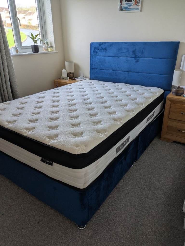 Double bed, blue, divan, velvet, with 2 storage drawers