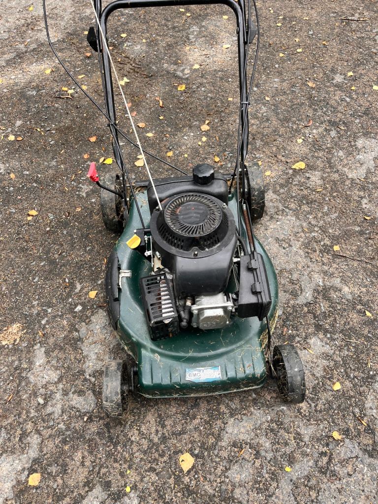 Petrol lawnmower 