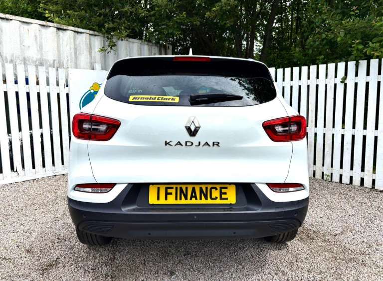 CAN'T GET CREDIT? CALL US! Renault Kadjar 1.3 TCe Iconic, 2019, Manual - £199 DEPOSIT, £76 PER WEEK
