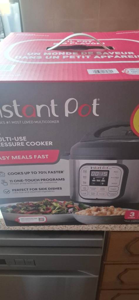 Instant Pot Pressure Cooker 