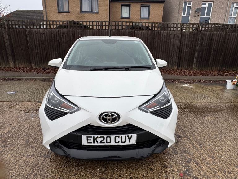 Toyota, AYGO, Hatchback, 2020, Semi-Auto, 998 (cc), 5 doors