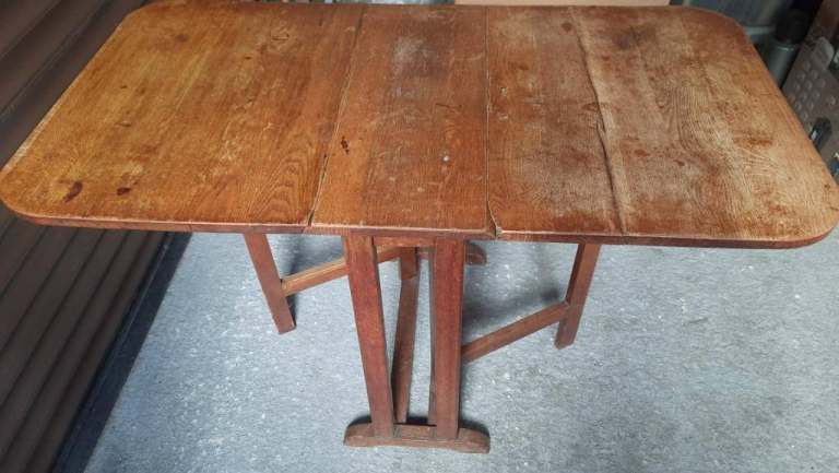 Vintage Wooden Drop Leaf Gateleg Dining Table