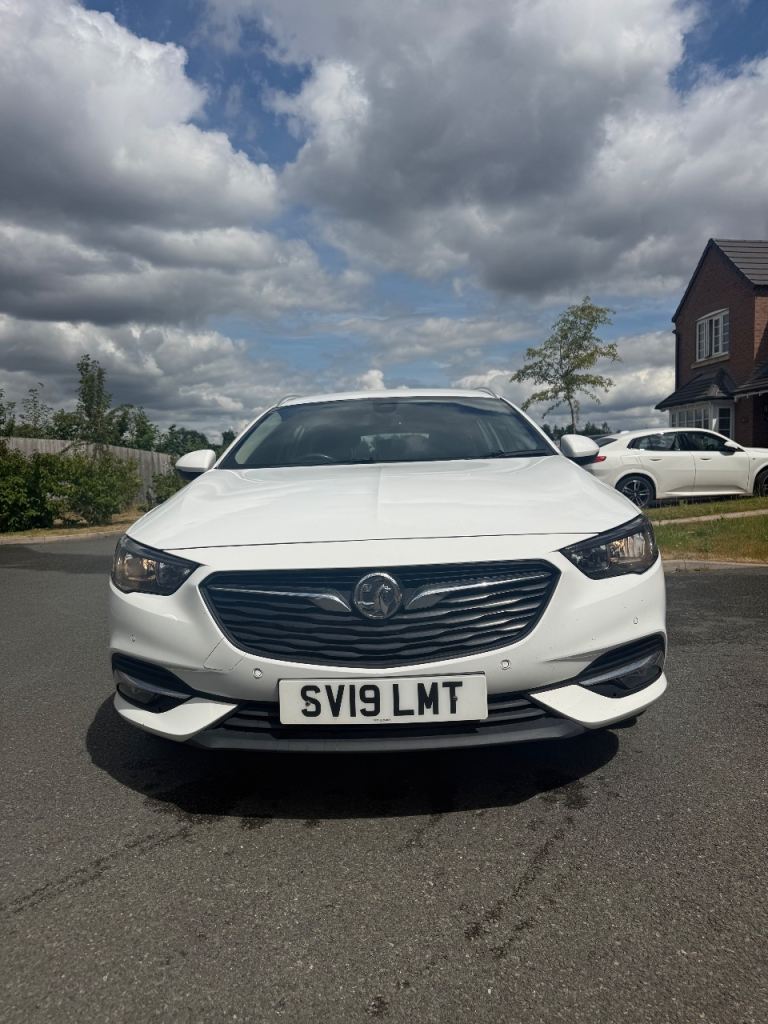 Vauxhall, INSIGNIA, Estate, 2019, Manual, 1956 (cc), 5 doors