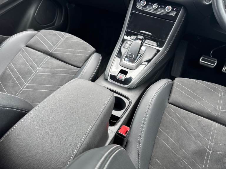 2023 Vauxhall Grandland 1.2 Turbo Ultimate 5dr Auto Hatchback PETROL Automatic