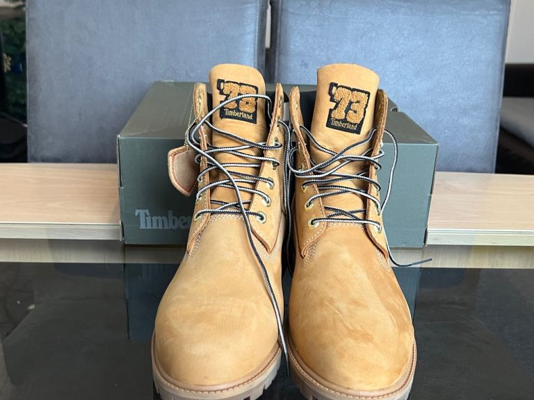 image for BRAND NEW Timberlands Heritage Premium 6-inch Boots Size 10