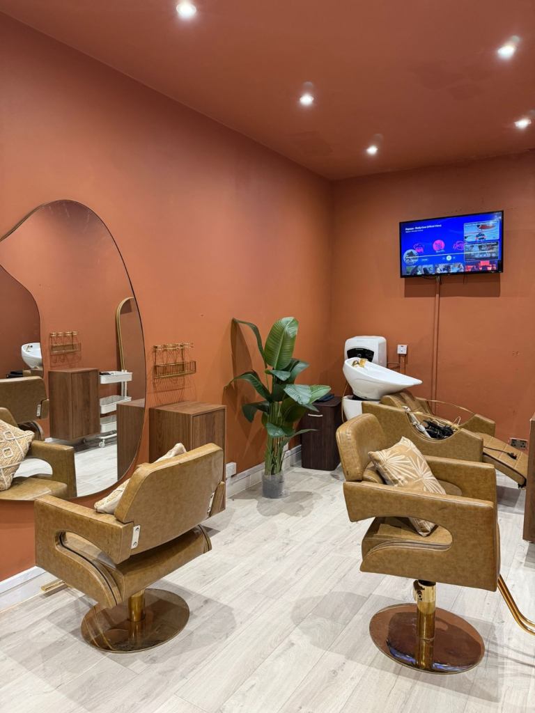 Salon Chair to Rent – Brick Lane, E1