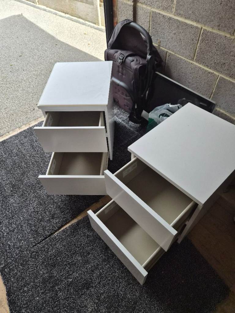 Pair of White Bedside Tables with Two Drawers – Good Condition