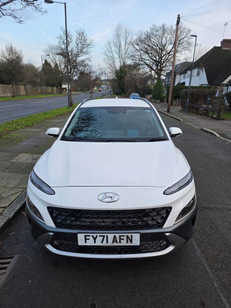 Hyundai KONA Premium (2021) 1.6 h-GDi Premium SUV Petrol Hybrid DCT