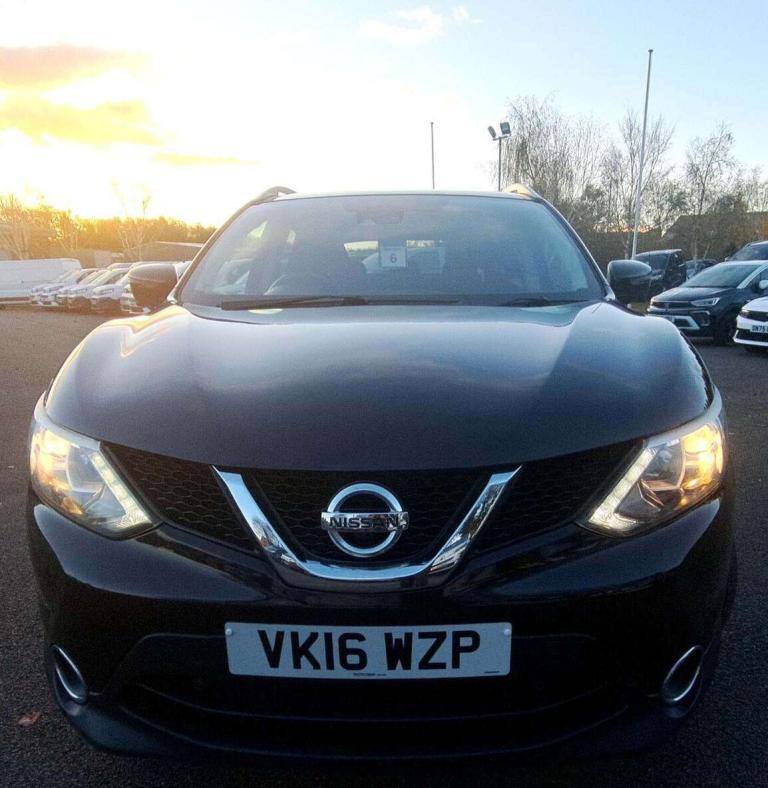 2016 Nissan Qashqai 1.5 dCi N-Connecta 5dr HATCHBACK Diesel Manual