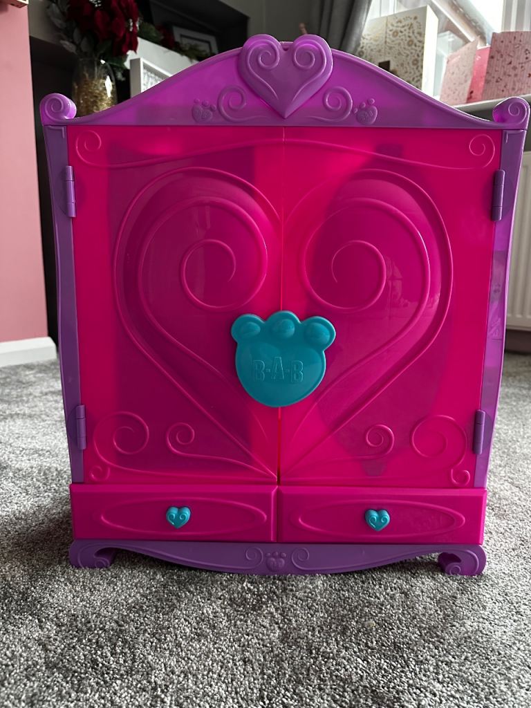 Build a bear wardrobe and accessories 