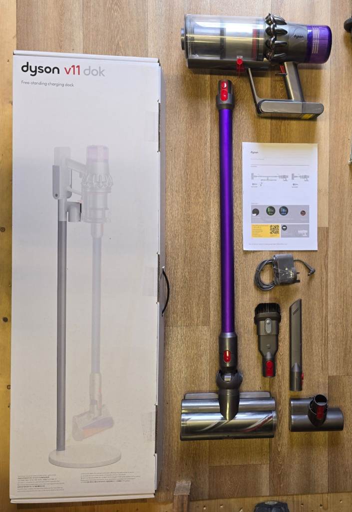 SOLD SOLD Dyson V11 Absolute, Good Battery, Great Condition, Fully Cleaned/Serviced, New Charger etc