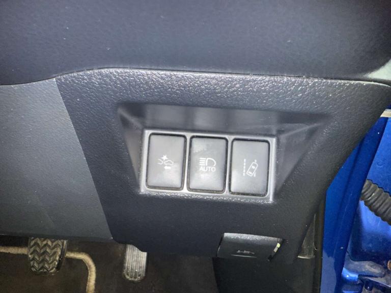 2017 Toyota Yaris 1.5 VVT-i Icon 5dr HATCHBACK PETROL Manual