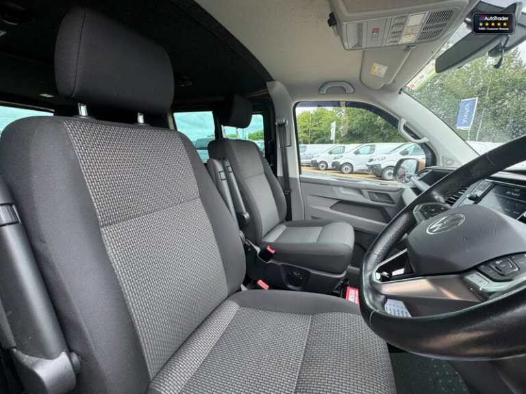 2023 Volkswagen Transporter Crew Cab LWB L2H1 T32 Tdi Kombi Highline Air Con Cam EURO 6 NO VAT Cr...