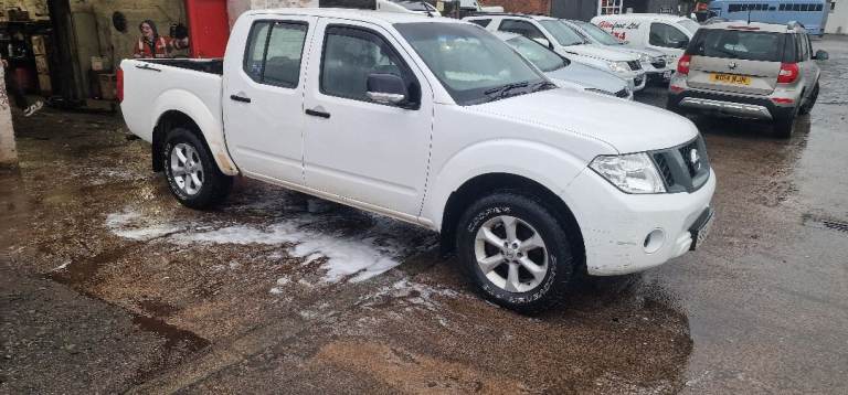 NISSAN NAVARRA TENKA CREWCAB PICK UP DEC 2014 FULL MOT 