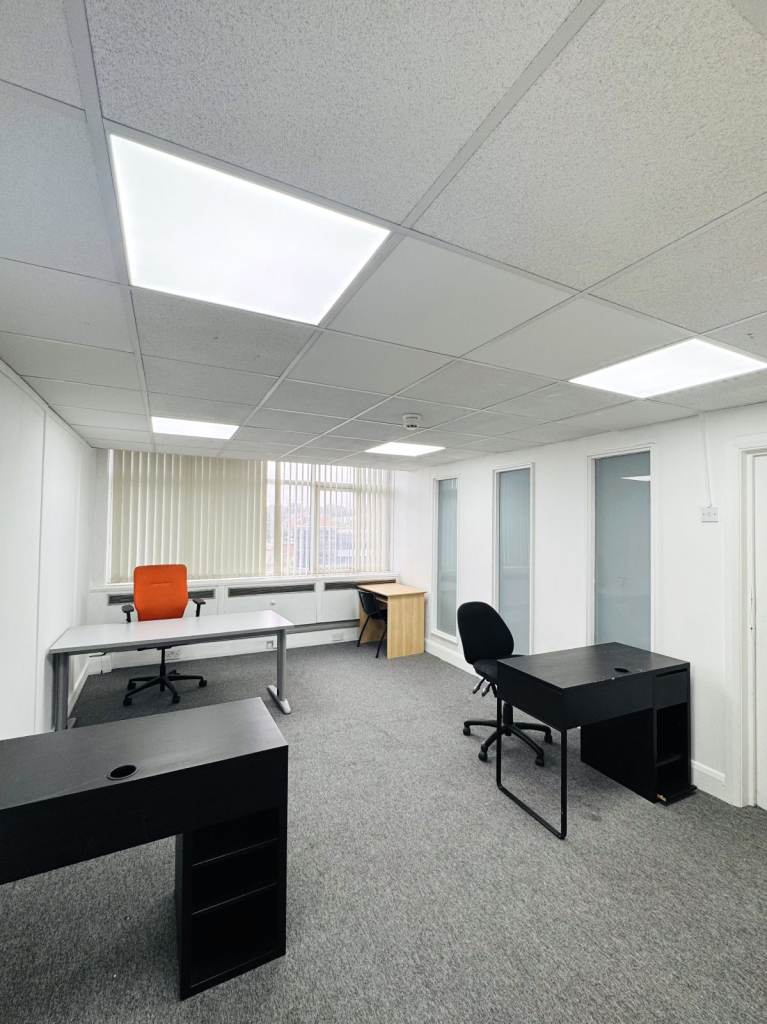 Medium Office to Rent in Park Royal NW10