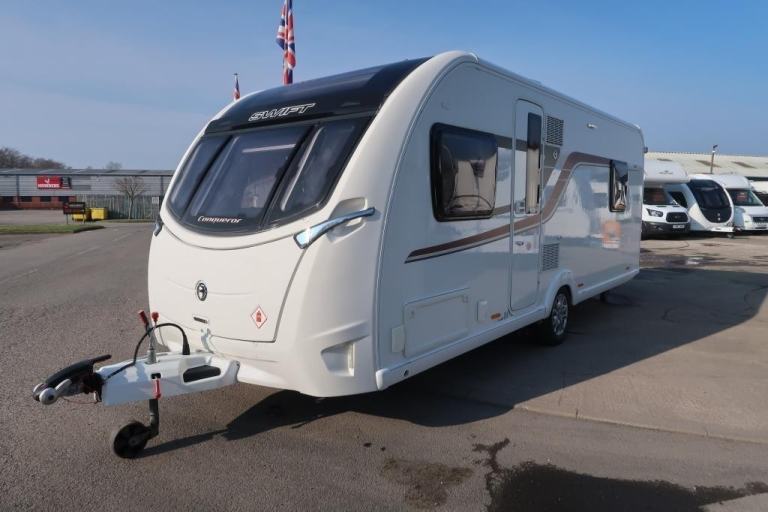 2017 SWIFT Conqueror 560 