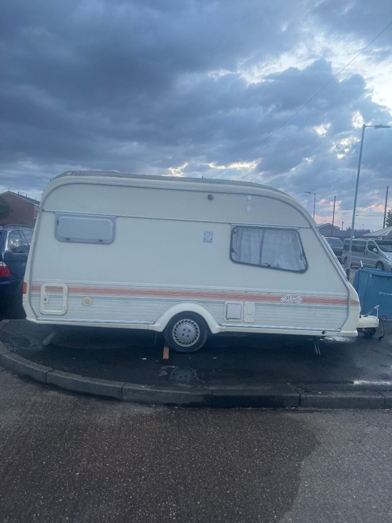 Mayfly Vintage large 2 Berth caravan £175sold pending collection
