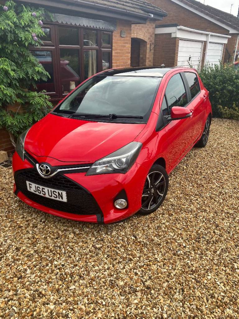 Toyota, YARIS SPORT Hatchback, 2015, Manual, 1329 (cc), 5 doors
