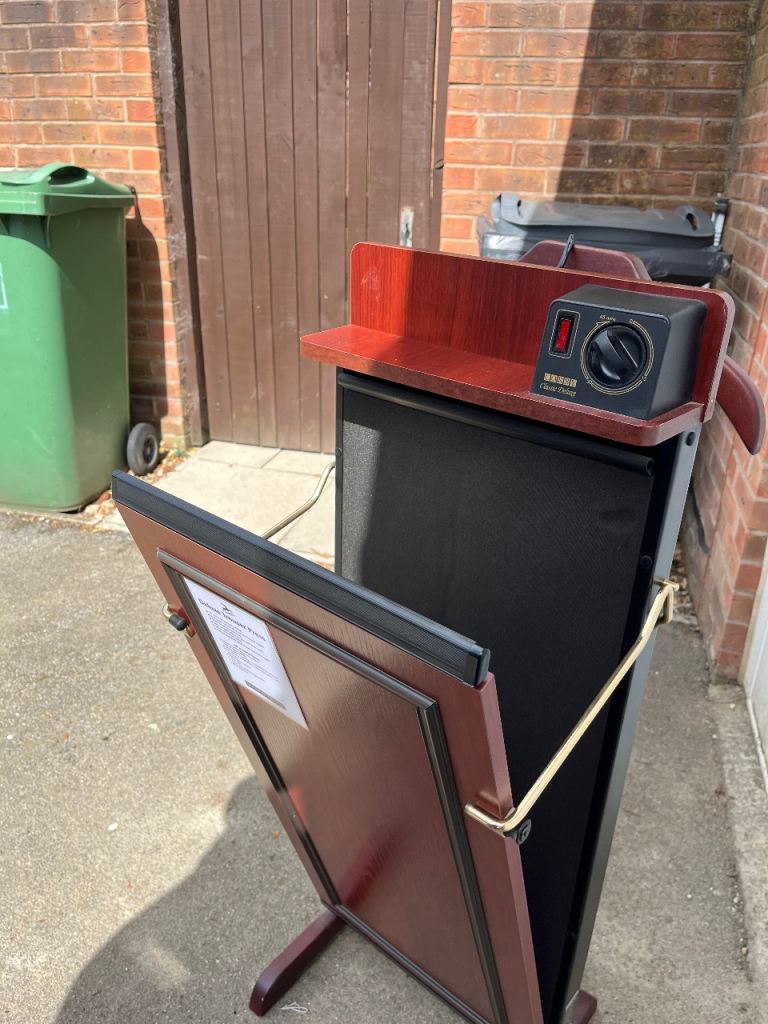 Trouser press