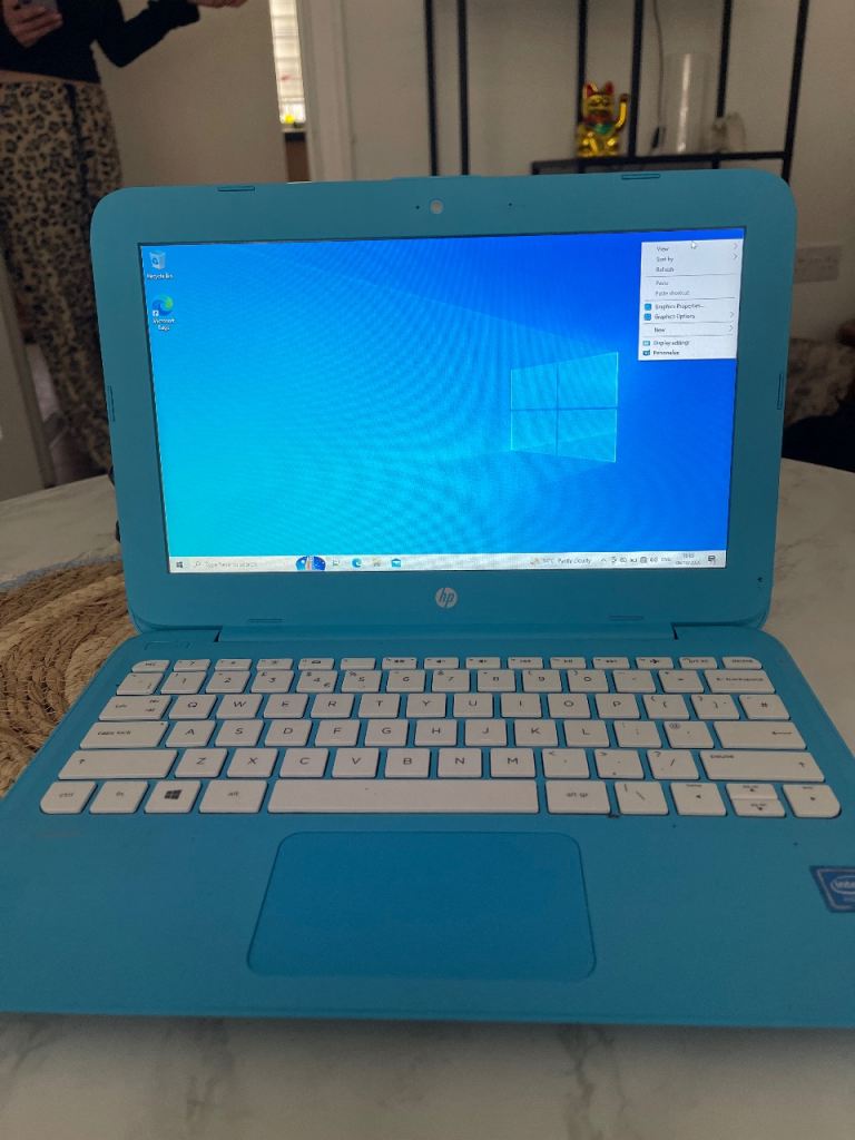 HP Stream 11 Blue Laptop – Windows 10 – Intel – Great Condition