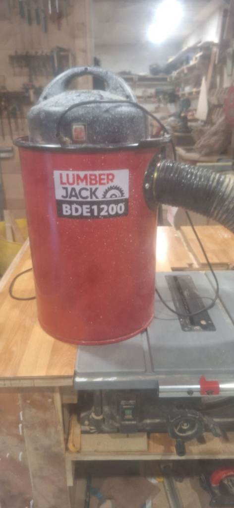 Lumberjack dust extractor 