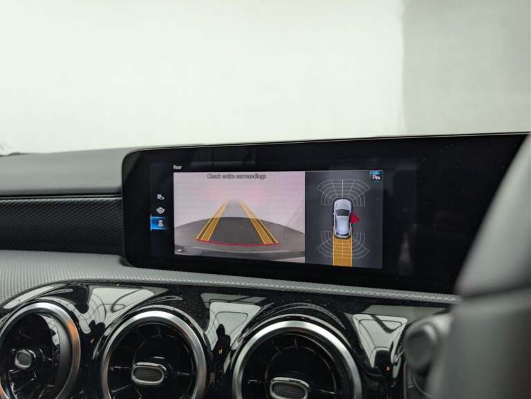 2022 Mercedes-Benz A-Class 1.3 A180 Sport (Executive) Hatchback 5dr Petrol 7G-DCT Euro 6 (s/s) (1...