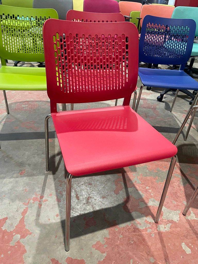 Set of 6 Cafe Bistro Canteen Stacking Chairs/Gresham Breakout Chairs