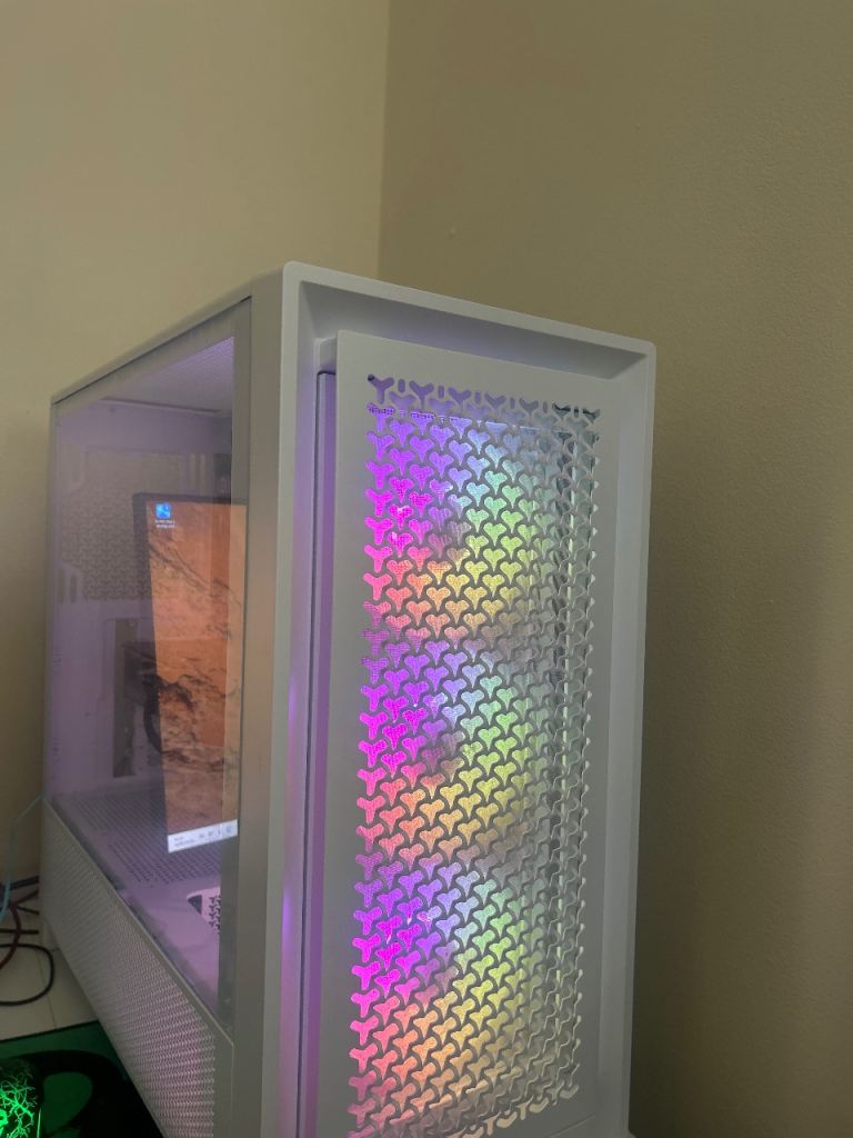 AWD-IT 3D Glass Ryzen 5 5500 NVIDIA GeForce RTX 5060 8GB White Gaming ...