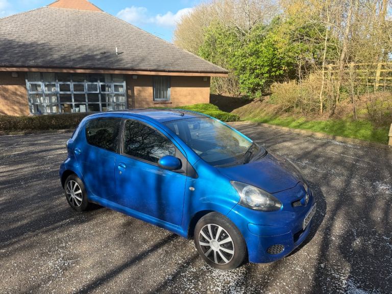 Toyota, AYGO, Hatchback, 2010, Manual, 998 (cc), 5 doors