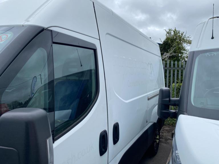 2019 Iveco Daily 2.3 Van 3520 WB PANEL VAN DIESEL Manual