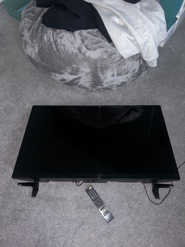 Digihome flatscreen television - very good condition - £100