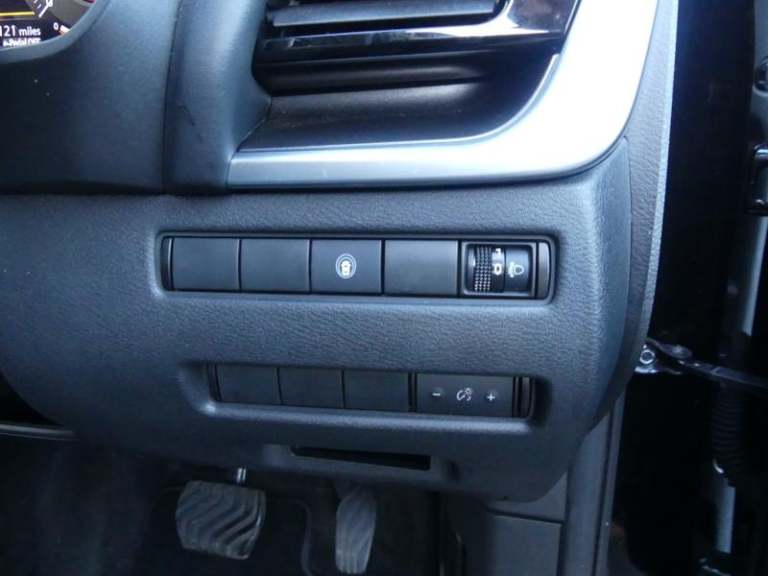 2023 Nissan X-Trail HYBRID AUTOMATIC 1.5 h e-POWER N-Connecta SUV 5dr Petrol Hybrid Auto Euro 6 S...