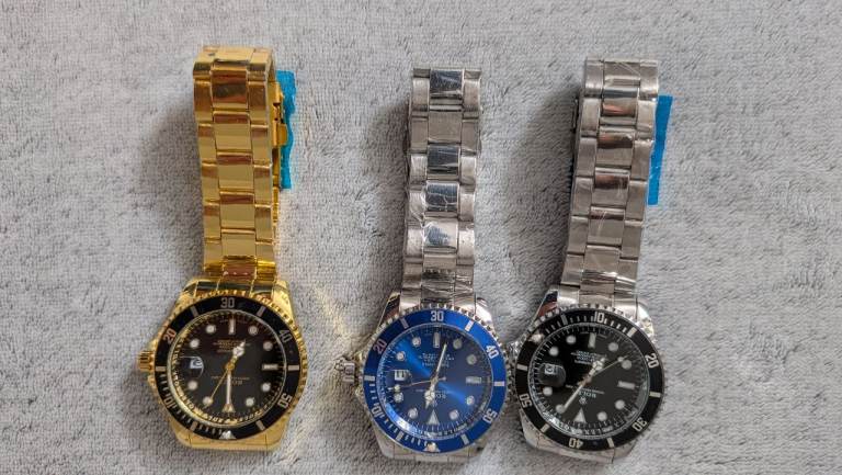 Wristwatches, metal case 3 colours