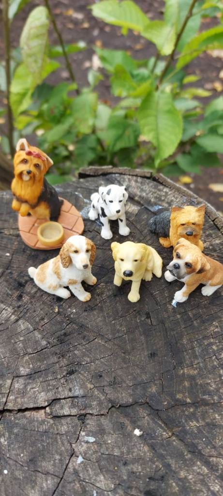 Ornament dogs