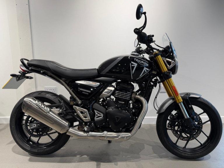 2024 TRIUMPH SPEED 400, '74 Plate with 1101 miles