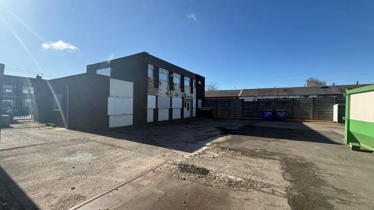 Yard/Forecourt To Let in Little Hulton / Walkden – Mount Skip Lane, Little Hulton, M38