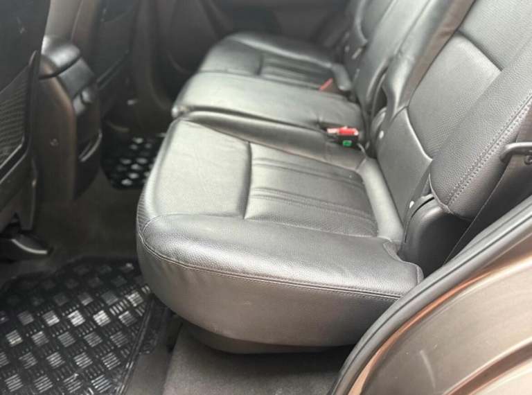 2013 Kia Sorento 2.2 CRDi KX-2 5dr Auto [Sat Nav] ESTATE DIESEL Automatic