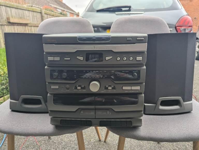 BUSH HIFI System CD Radio Cassette with speakers with remote control Retro