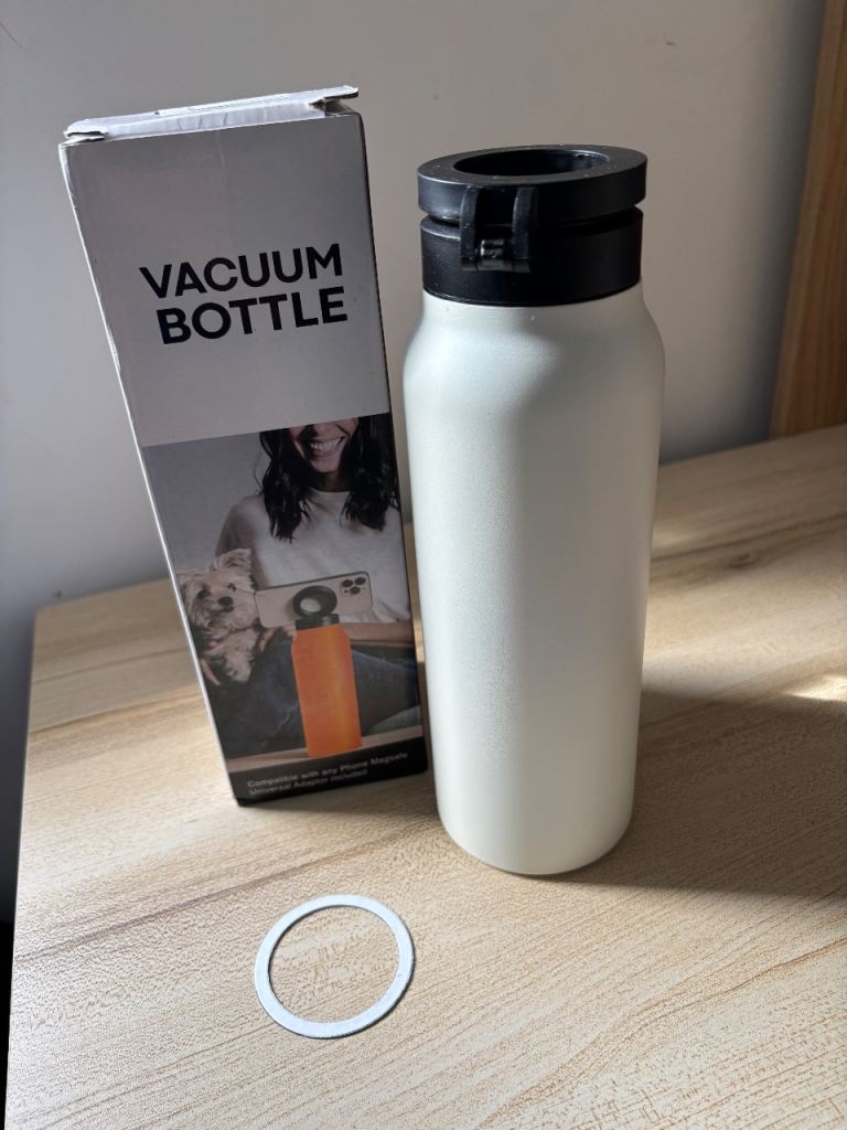 Insulated Stainless Steel Water Bottle with Magnetic Phone Holder – White