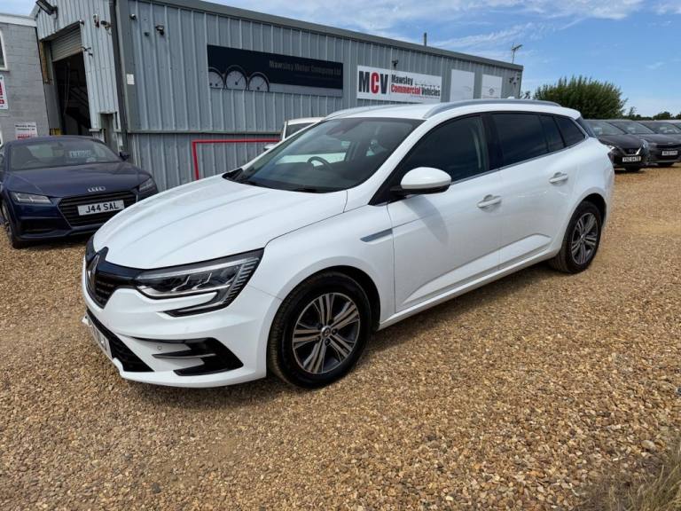 2022 Renault Megane 1.5 Blue dCi Iconic Sport Tourer 5dr Diesel Manual Euro 6 (s/s) (115 ps) Esta...