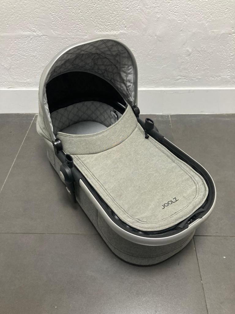 Joolz Day Grey Carrycot Bassinet