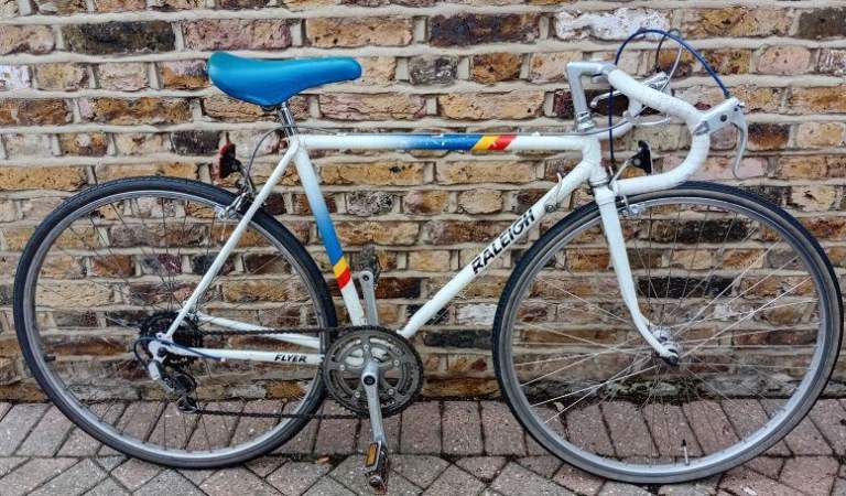 Vintage Road bike Raleigh – small frame frame 50cm, regular wheels size 700c – Ready to Ride