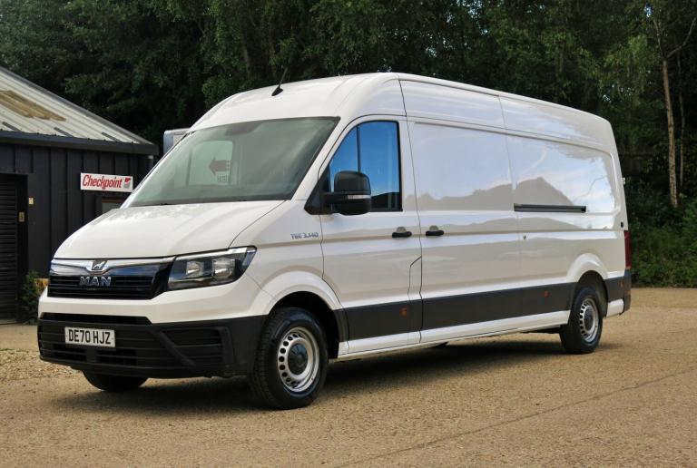 MAN TGE 140HP CRAFTER TRENDLINE LWB SPEC 3140D White Manual Diesel 2020