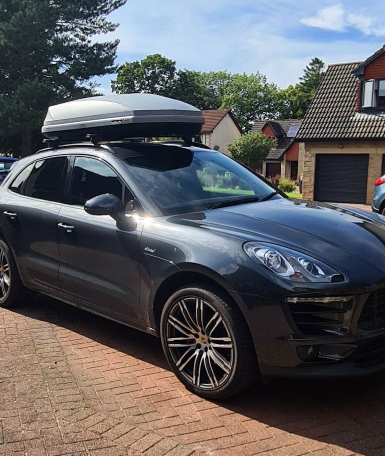 Roof Box and Roof Bars. Halfords 420L Roof Box with Farad Roof Bars