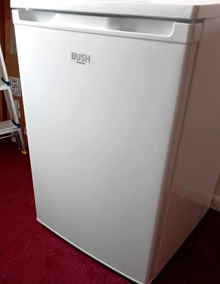 Freestanding Fridge – can deliver