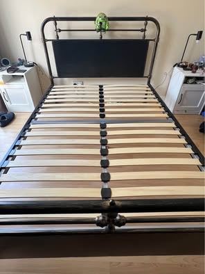 DREAMS 4'6 Double Nixson Bed Frame