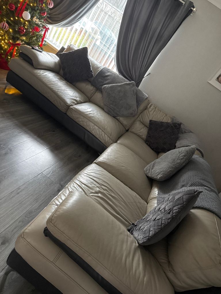 Free DFS corner couch 