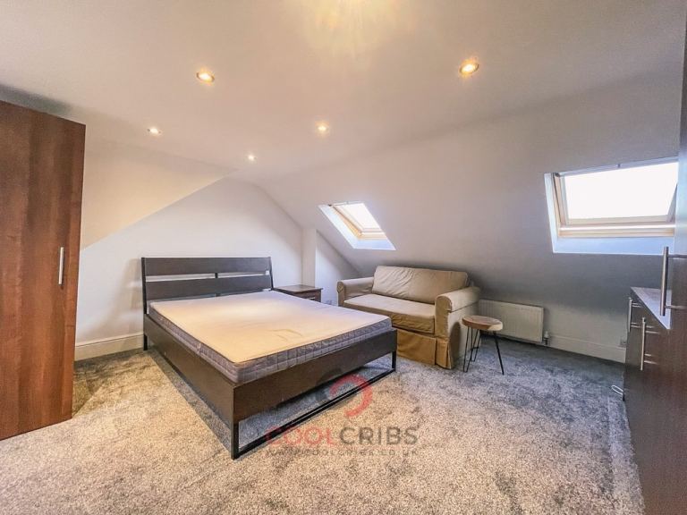  Newly refurbished large studio apartment in Layfield Road, London NW4-Ref: 1697